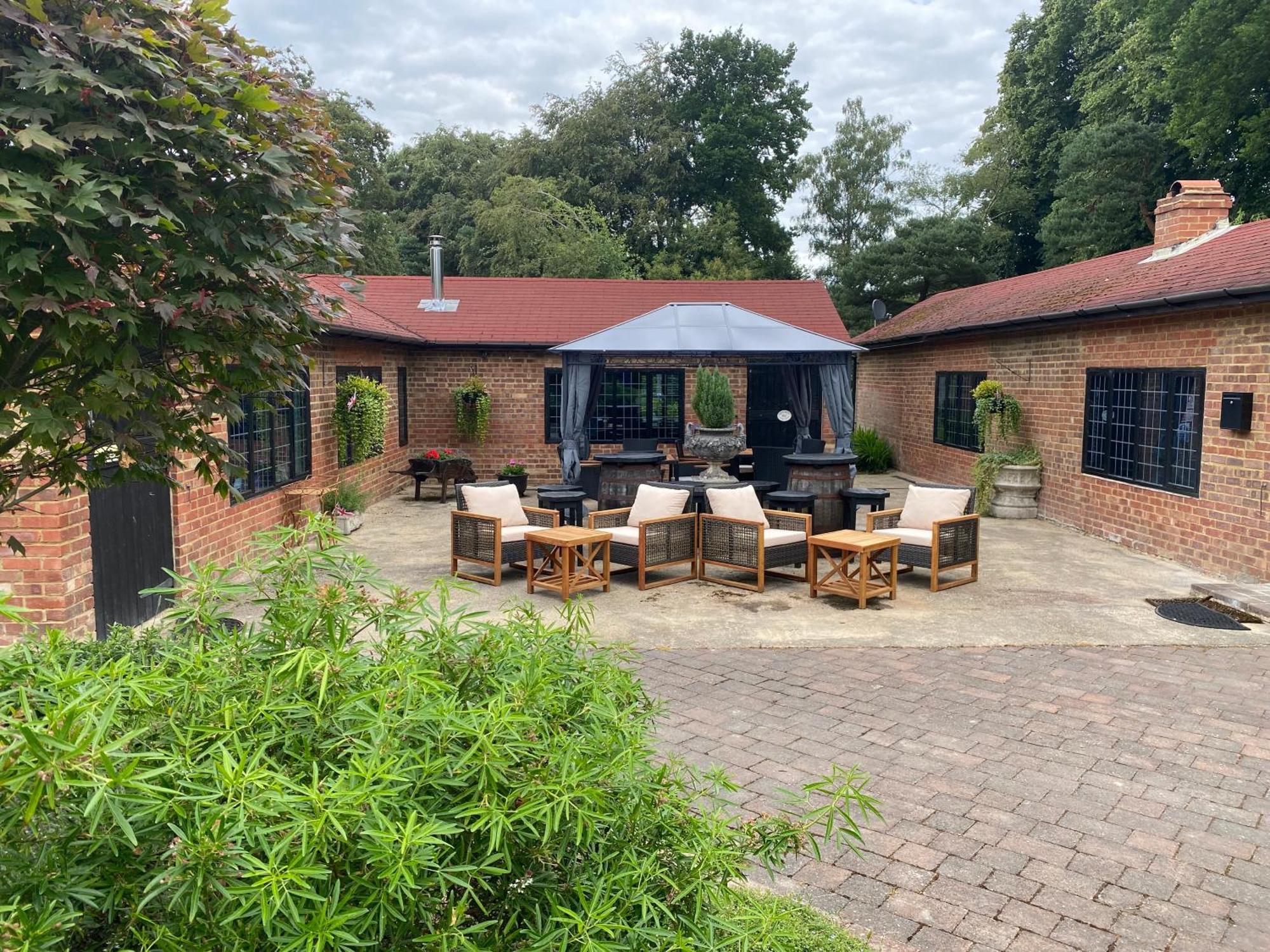 The Garth Guest Suite Studio Cottage Lingfield Extérieur photo